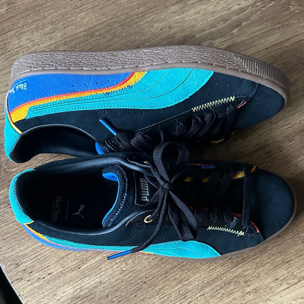 Puma Black and Teal Sneakers with Brown Sole